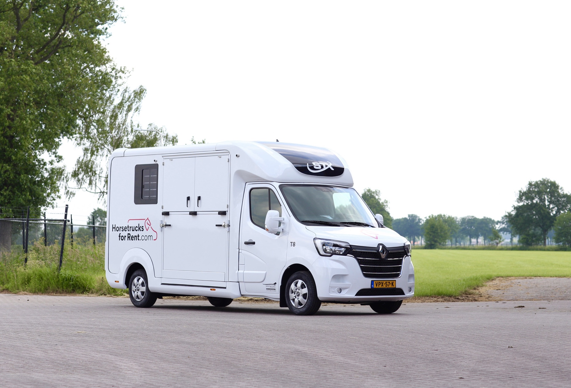Renault Master T8