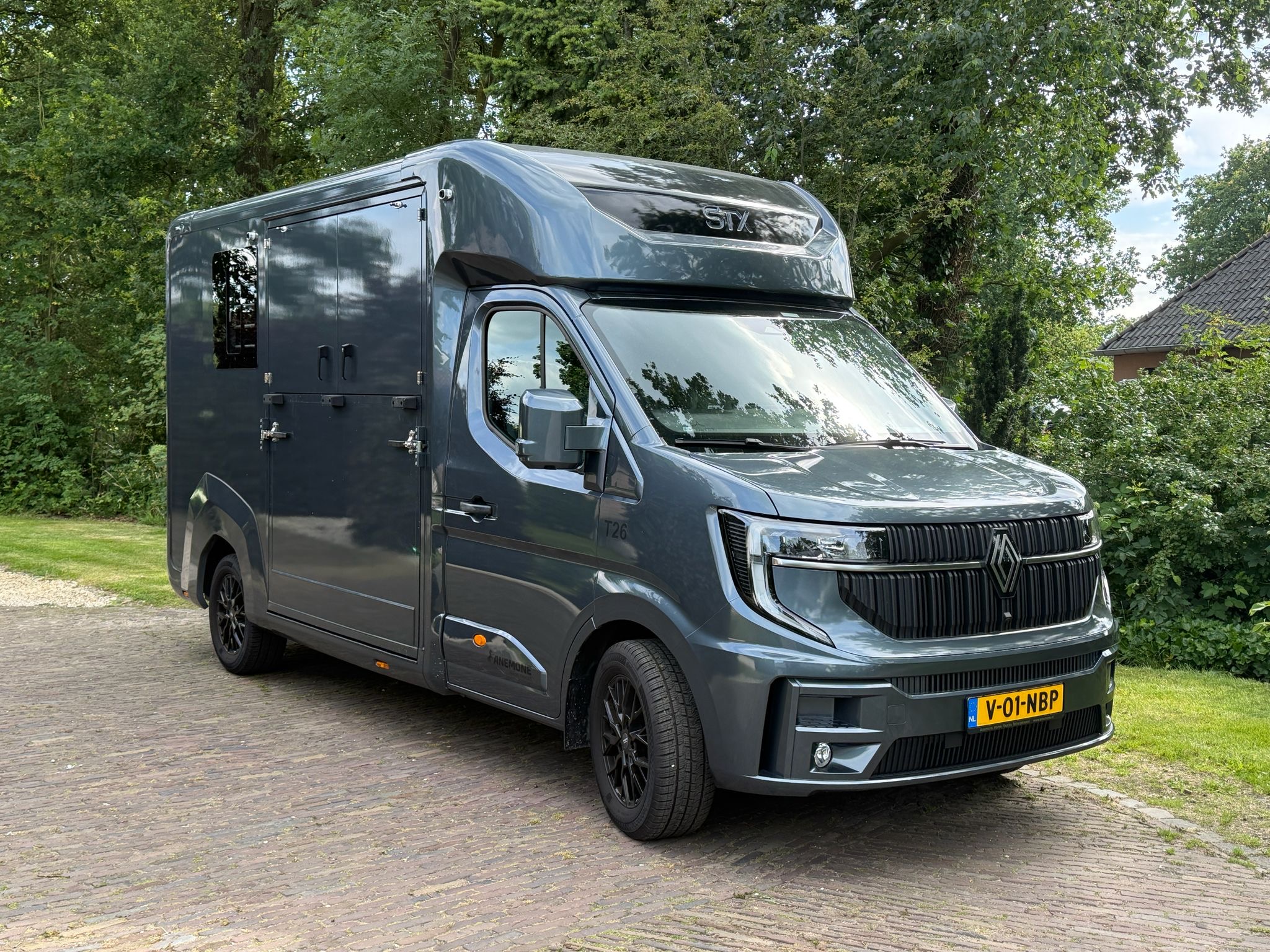 Renault Master T26