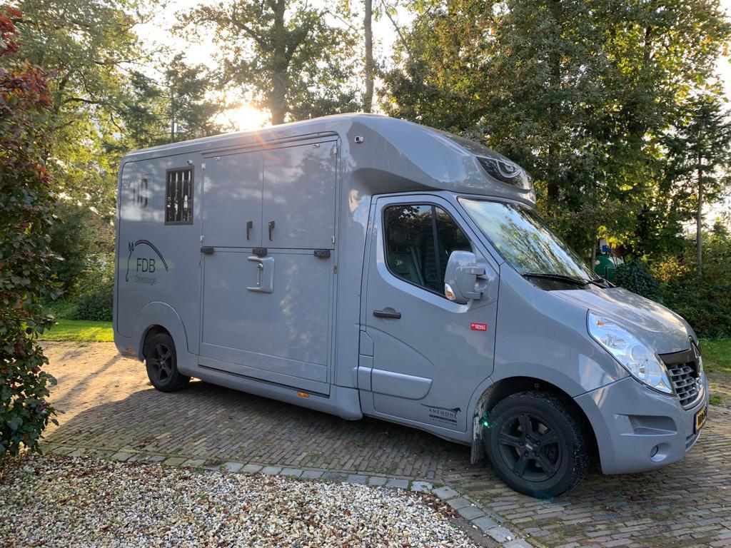 Renault Master B1